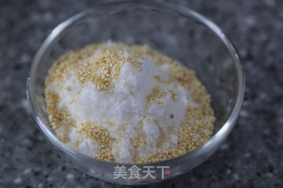 炸糖糕------表皮酥脆里面流糖汁儿的做法步骤：8