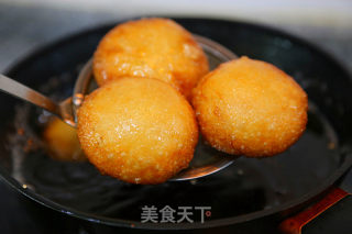 炸糖糕------表皮酥脆里面流糖汁儿的做法步骤：20