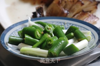 腊肉炒藕片的做法步骤：3