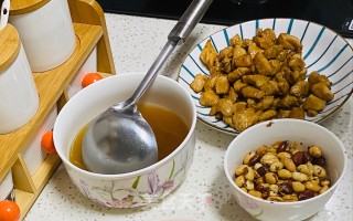宫保鸡丁的做法步骤：3