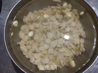 杏仁茶的做法步骤：1