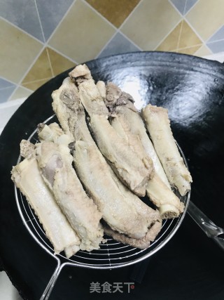 红烧排骨的做法步骤：4