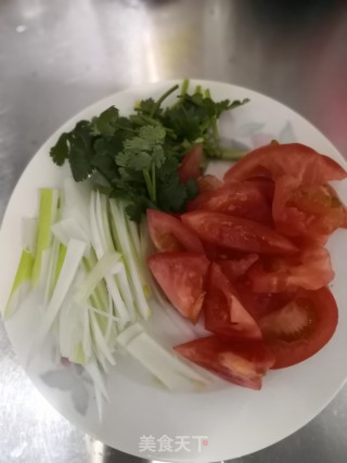 家常疙瘩汤的做法步骤：1