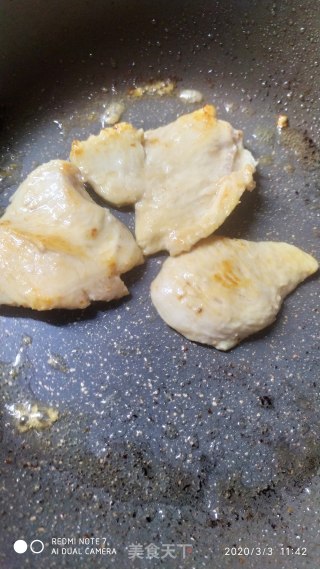 酸乳鸡扒的做法步骤：5