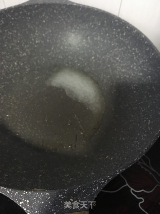 清炒绿豆芽的做法步骤：2