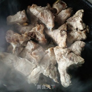 炖脊骨的做法步骤：5