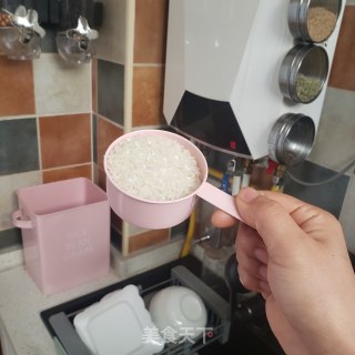 孜然鸡柳拌饭的做法步骤：1