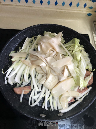 火腿猪肉烧蔬菜的做法步骤：5