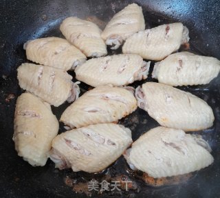 鸡翅炖虾????的做法步骤：3
