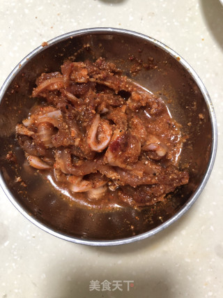 青豆粉蒸肉的做法步骤：6