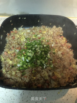 培根鸡蛋炒饭的做法步骤：6
