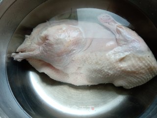 土豆炖鸭的做法步骤：1