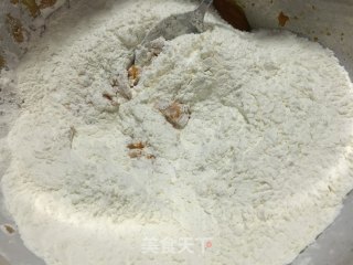 南瓜面酸菜鸡蛋盒子的做法步骤：2