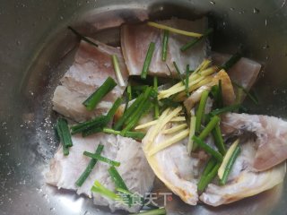 香煎黄花鱼片的做法步骤：8