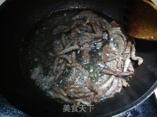 干煸牛肉的做法步骤：7