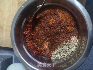 自制辣椒油的做法步骤：1