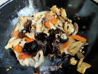 肉片烧平菇的做法步骤：11