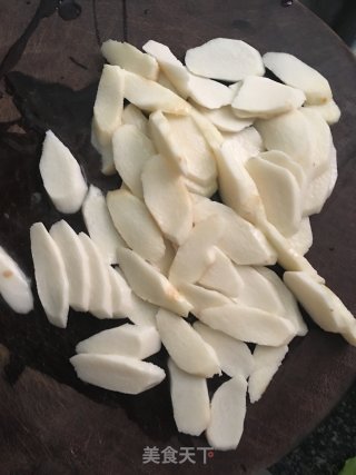 姜薯蛋花甜汤的做法步骤：2