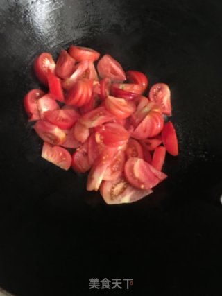 甜番茄炒鸡蛋的做法步骤：4