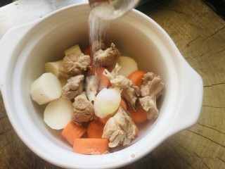 山药胡萝卜老鸭蒸汤的做法步骤：6