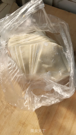 猪肉大葱馄饨的做法步骤：2