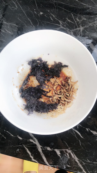 猪肉大葱馄饨的做法步骤：4