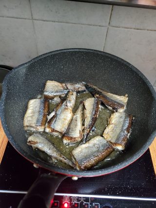 香煎秋刀鱼的做法步骤：5