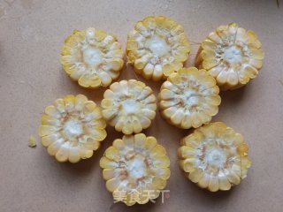 松茸玉米排骨汤的做法步骤：5