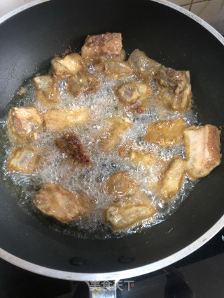 椒盐排骨的做法步骤：10