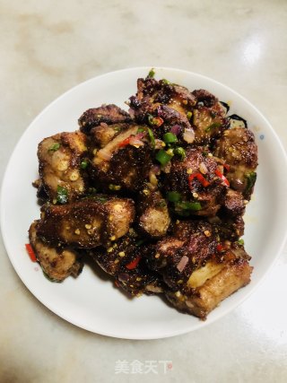 椒盐排骨的做法步骤：16