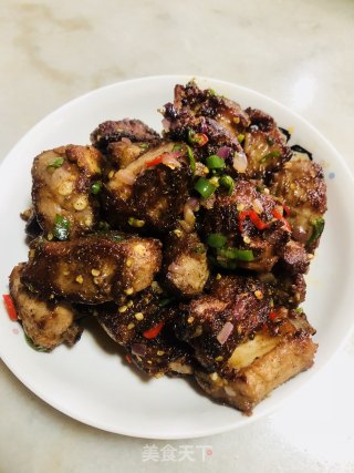 椒盐排骨的做法步骤：17