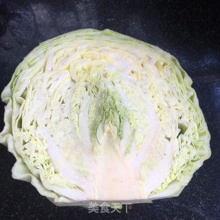 虾干炒包菜丝的做法步骤：2