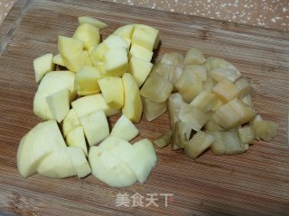 雪莲果苹果红枣茶的做法步骤：2