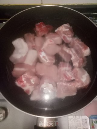 排骨烘豆腐的做法步骤：1