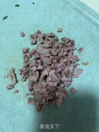 胡萝卜火腿猪肉盒子的做法步骤：2