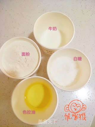 电饭锅版海绵蛋糕的做法步骤：1