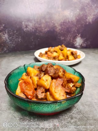 土豆焖牛腩的做法步骤：10