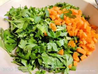 胡萝卜芹菜炒饭的做法步骤：1