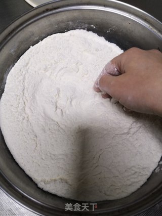 油条的做法步骤：2