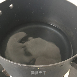 猪肉辣白菜炒金针菇拌面的做法步骤：6