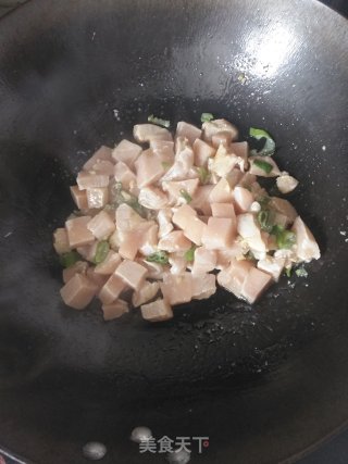 西兰花鸡胸肉焖饭的做法步骤：6