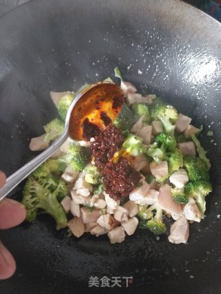 西兰花鸡胸肉焖饭的做法步骤：9
