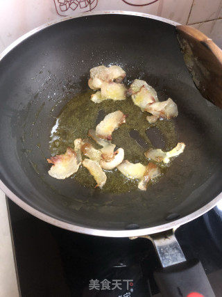 腊肉炒芦笋的做法步骤：4