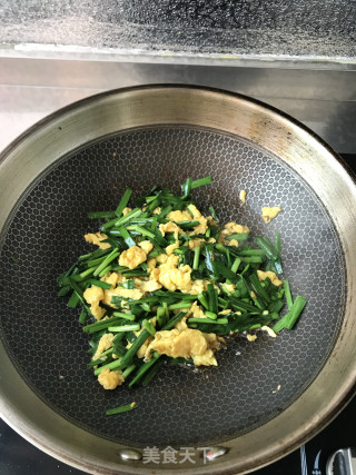 韭菜炒鸡蛋的做法步骤：6
