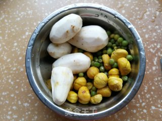 鸡腿焖饭的做法步骤：4