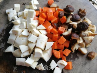 鸡腿焖饭的做法步骤：5