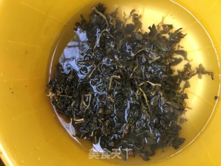 马齿苋菜干扣肉的做法步骤：2