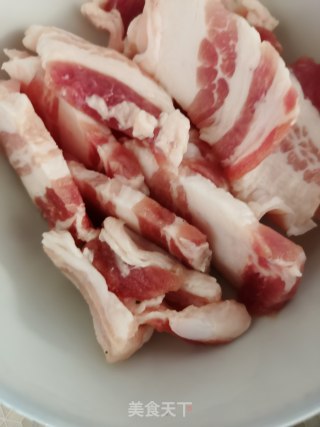 青蒜炒鸭肠的做法步骤：3