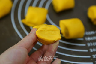 南瓜馒头--新手也可以做出光滑的馒头来的做法步骤：17