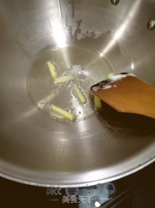 青椒炒豆角的做法步骤：3